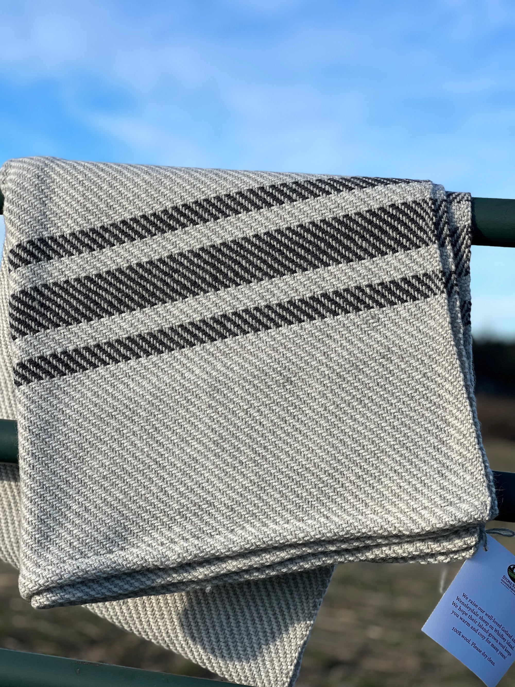 Chunky Blanket With Sewn Hem in White/Gray Twill With 3 Black Stripes