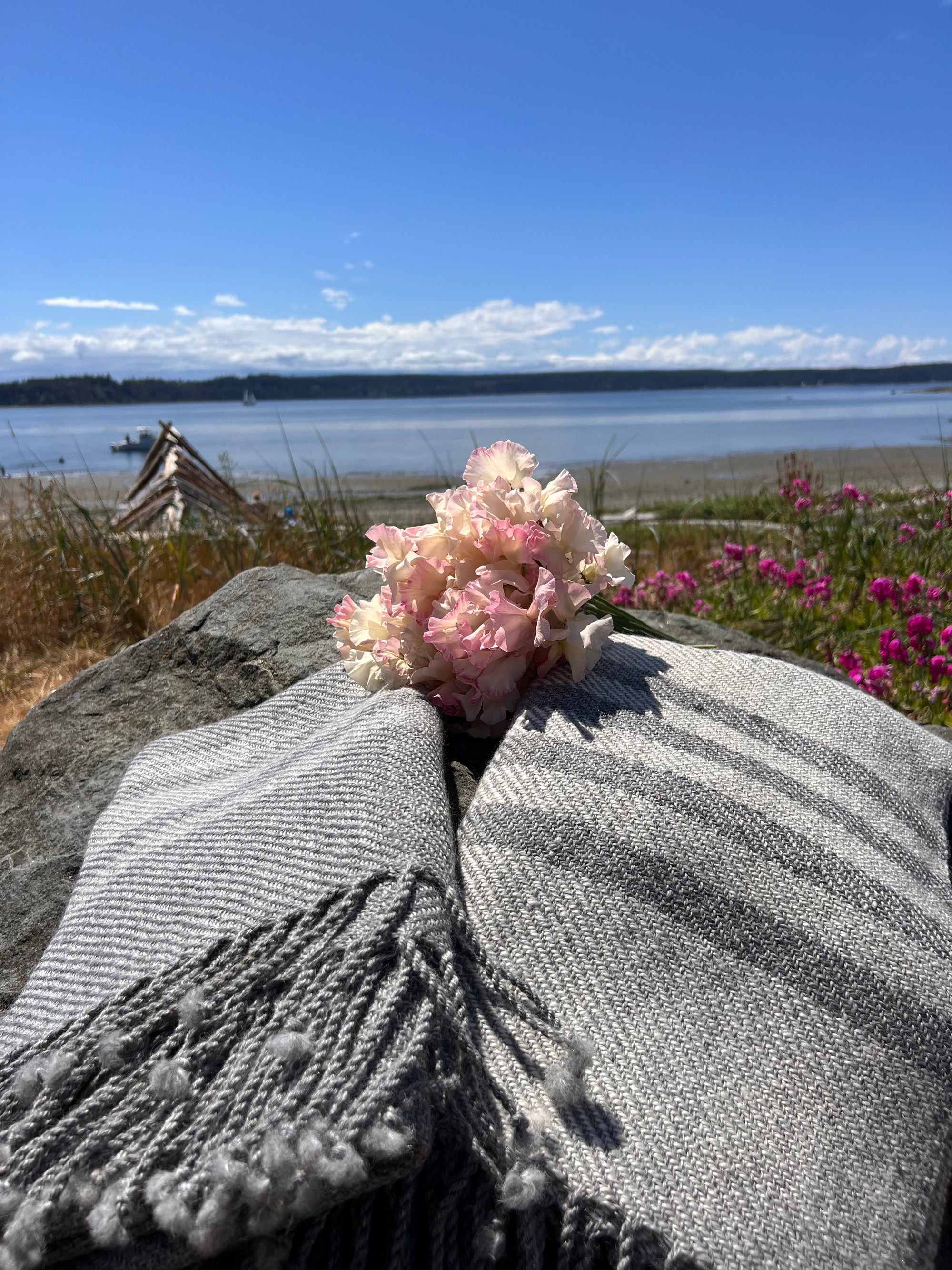 Finely Woven Throw With Twisted Fringe in White/Gray Twill With 4 Gray Stripes