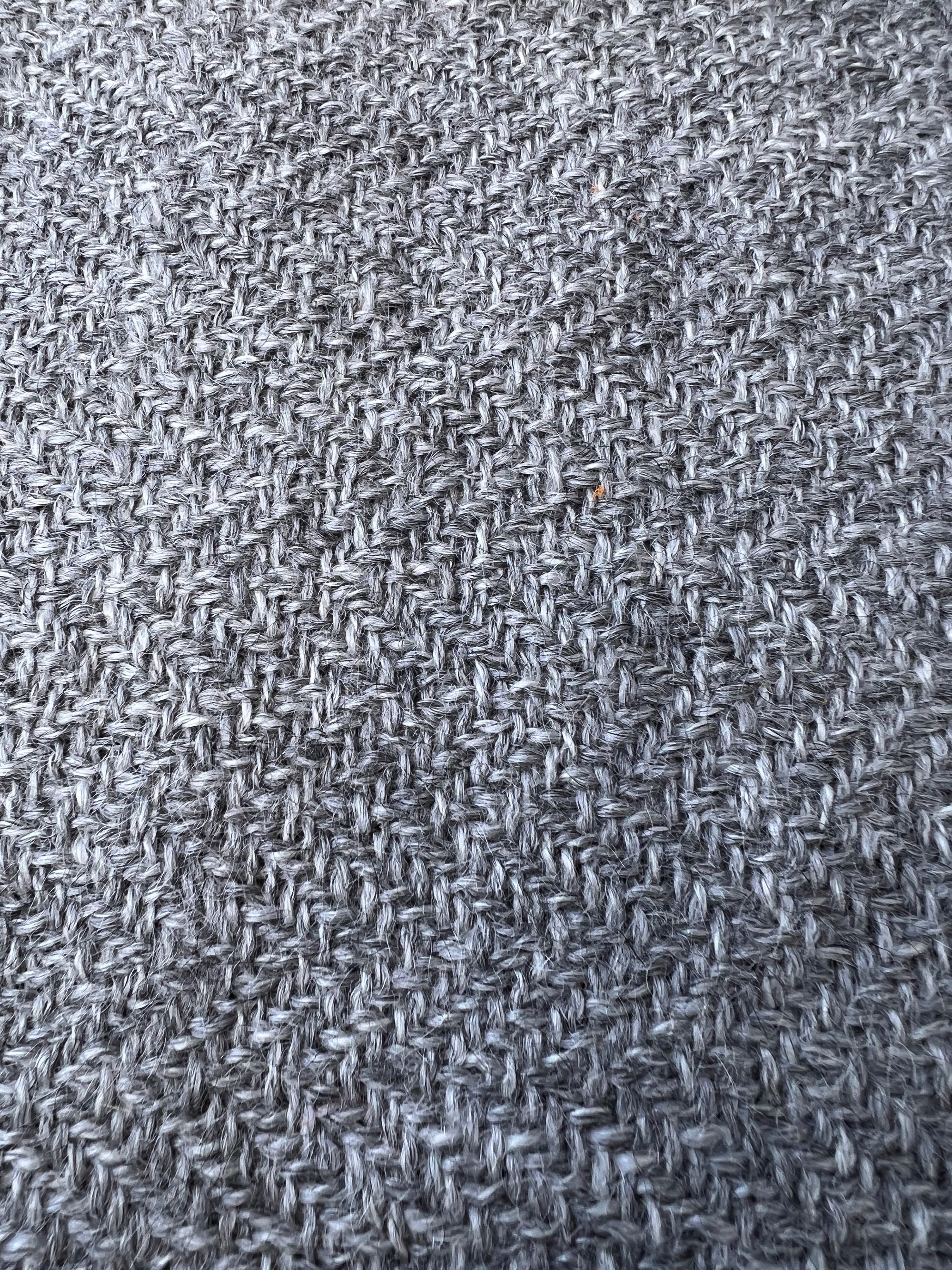 Finely Woven Throw With Twisted Fringe in Gray Herringbone